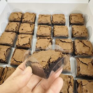Caixa 25 Mini Brownies Sem Cobertura